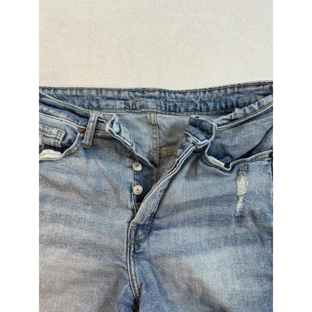 Women's Old Navy High-Waisted O.G. Straight Ripped Cut-Off Jean‎ Shorts Size 12